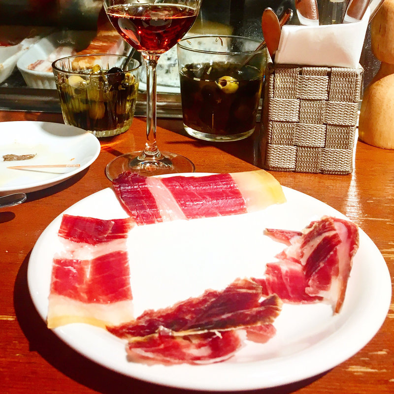 ハモンイベリコベジョータ（中）(ウェルファンカフェ)