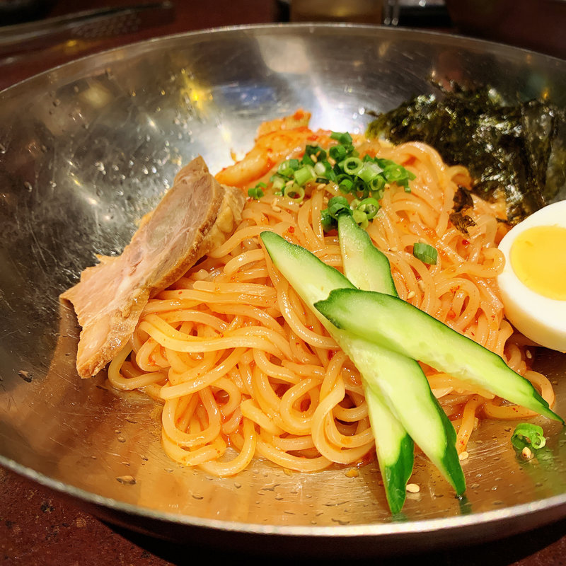ビビン麺(焼肉DOURAKU  （どうらく）)