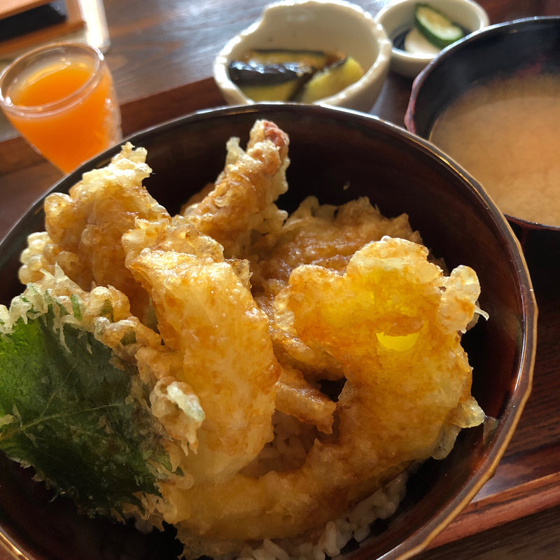 豚ヒレ天丼(てんきち)