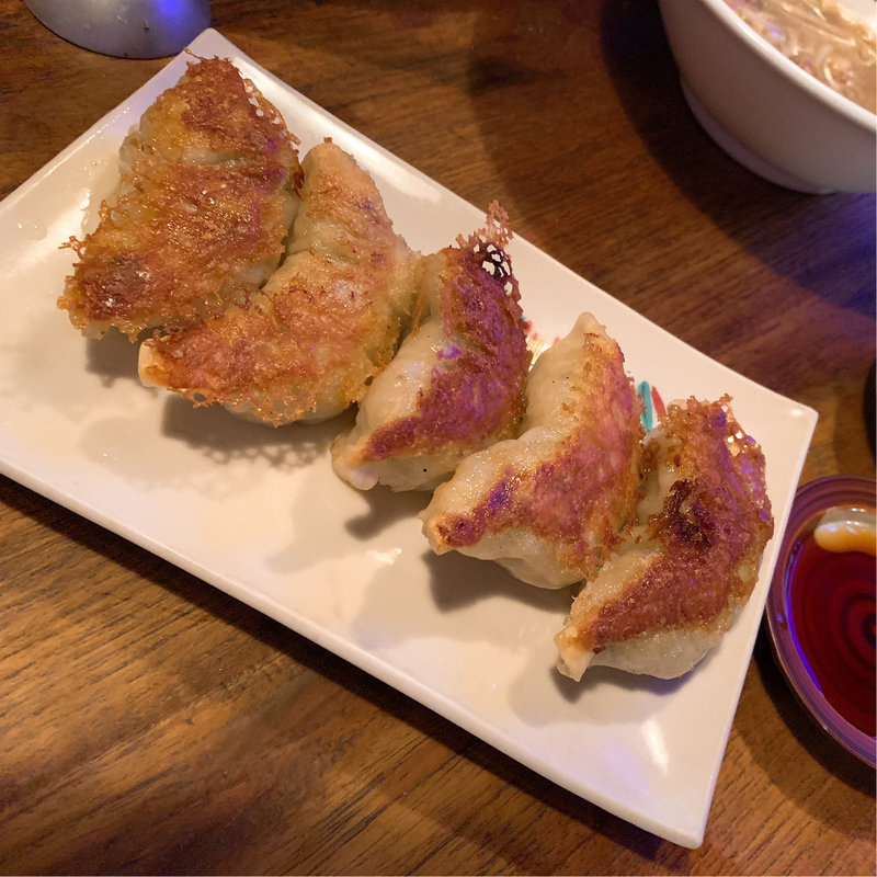 焼き餃子(もちぶたラーメン 利田商店)