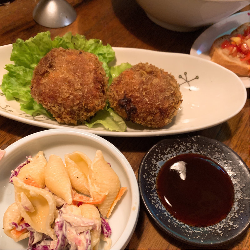 メンチカツ(もちぶたラーメン 利田商店)
