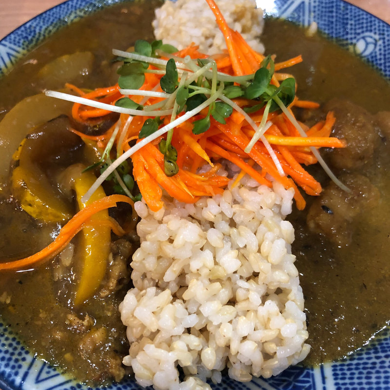 あいがけカレー(チキン＆キーマ)(はらいそSparkle)