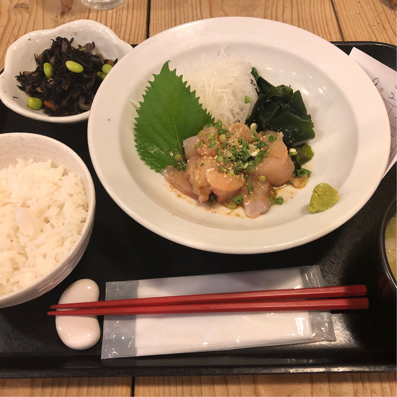 (梅山鉄平食堂 )