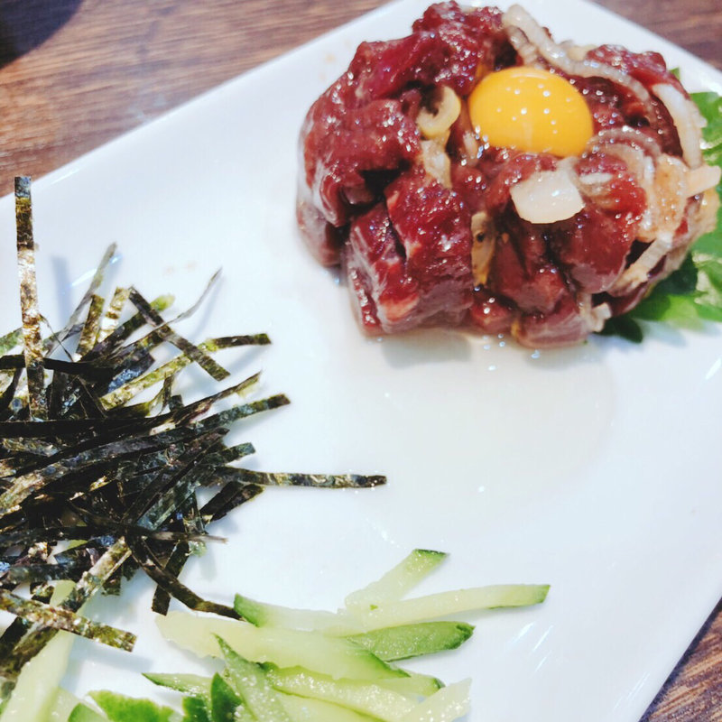 桜ユッケ(スエヒロ館)