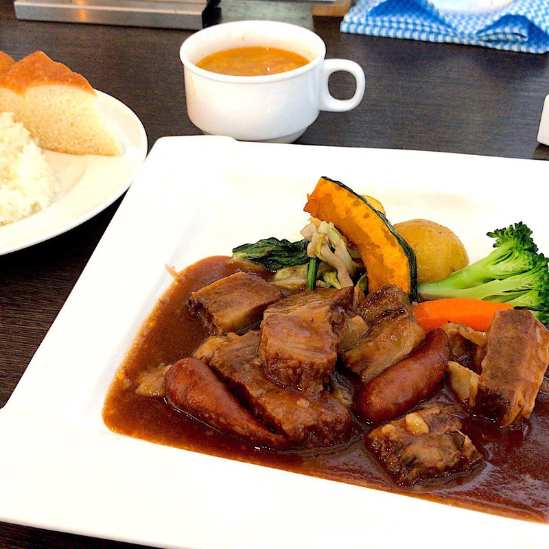 ビーフシチューランチ(MEINA （メーナ）)