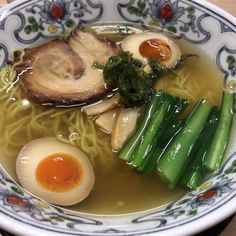 塩ラーメン味玉入り(麺や 暁)