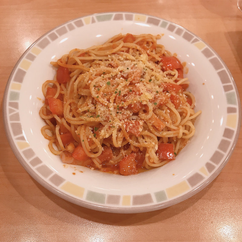 フレッシュトマトのスパゲッティ(サイゼリヤ 池袋60階通り2号店)