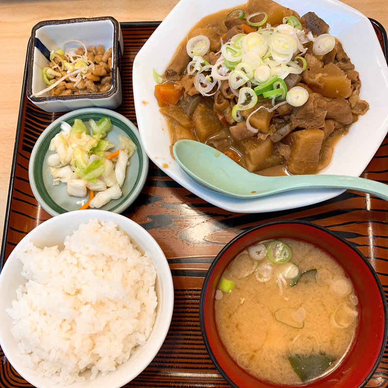 もつ煮込み定食(十勝行田店)