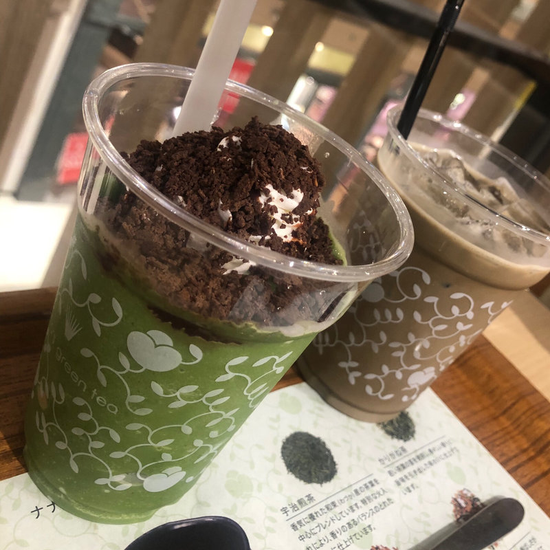 抹茶ラテフローズンベース  チョコクランチフローズン(ナナズグリーンティー イオンモール京都桂川店 )