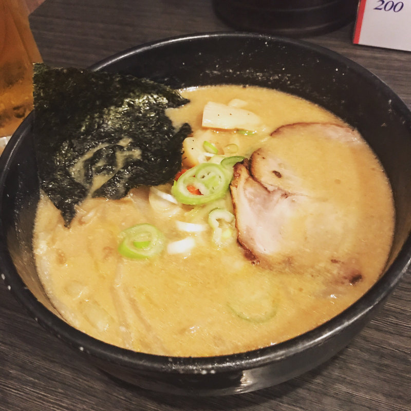 白味噌ラーメン(北海道らーめん奥原流 久楽 EQUiA北千住店)