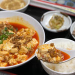 マーボー豆腐セット(中華食堂 豊味園)