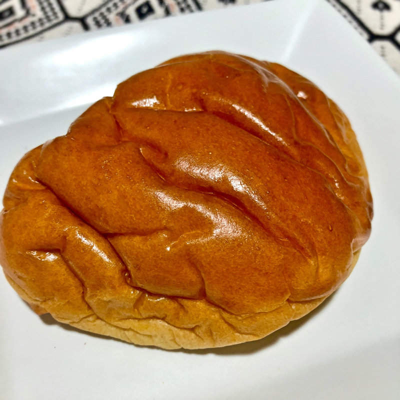 カスタードクリームパン(やさしいパンのお店PINO)