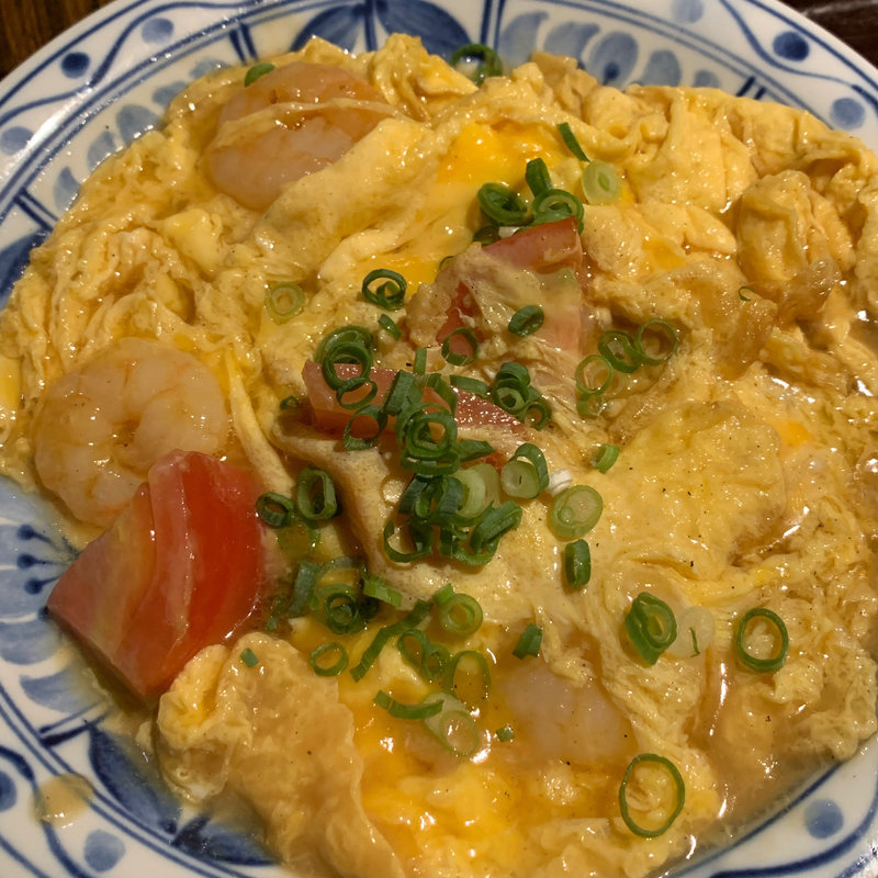 海老とトマト玉子炒め(博多　弁天堂)