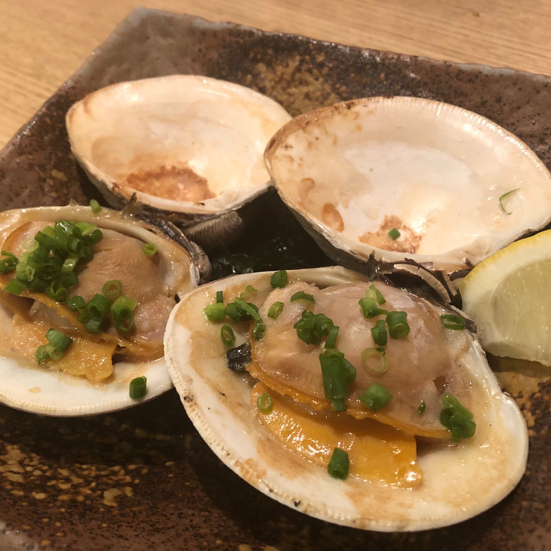 大アサリバター醤油焼き(長浜鮮魚卸直営店 炉端 魚助)