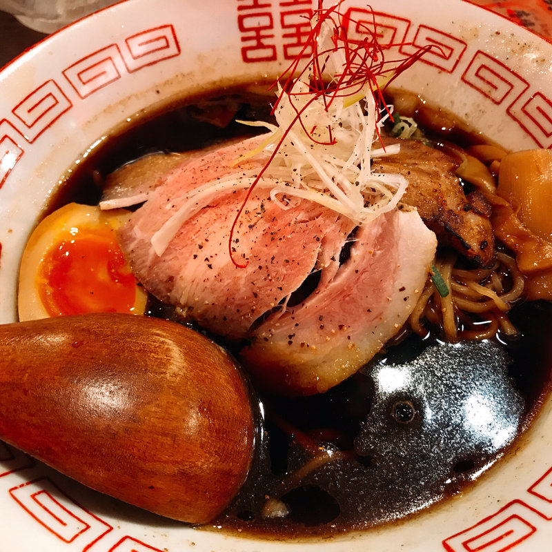 黒しょうゆらーめん(進化驀進 京町堀本店)