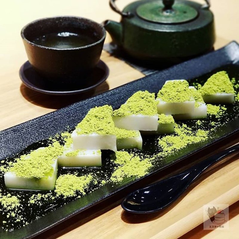 お抹茶くず餅(船橋屋 コレド室町店)