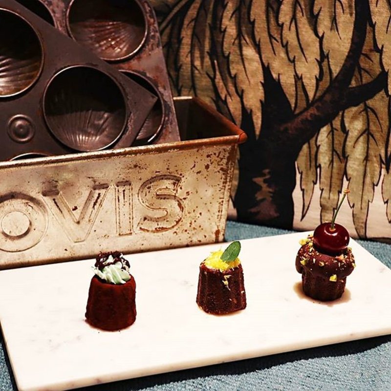 チョコカヌレフォンダン (チョコミント·レモンクリームチーズ·チェリー)(HI-CACAO CHOCOLATE STAND （ハイカカオ チョコレートスタンド）)