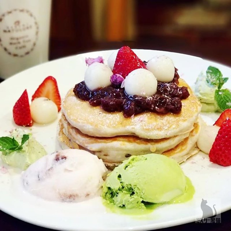 桜花とあずきの和風パンケーキ(ナゴミナチュルア （nagomi-NATULURE）)