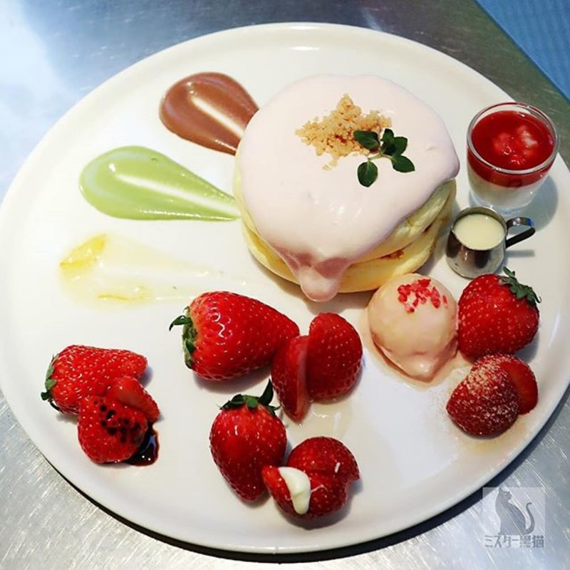 4種のいちご狩り(レインボーパンケーキ （RAINBOW PANCAKE）)