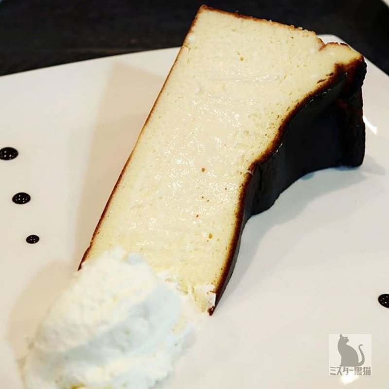 バスクチーズケーキ(No.13 Cafe)