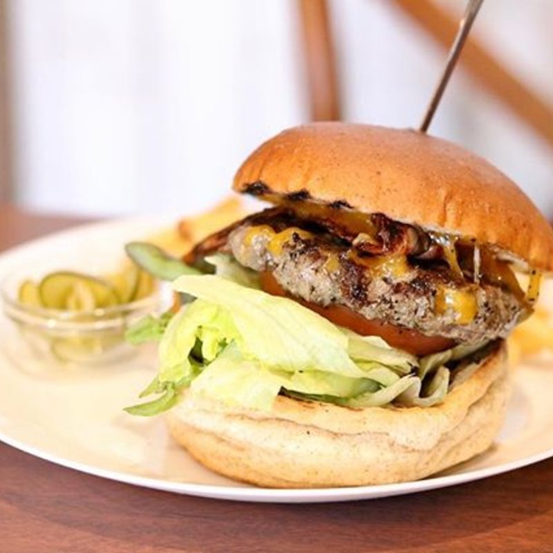 ベーコンチーズバーガー(AMBER’S アンバーズ 豊橋店)