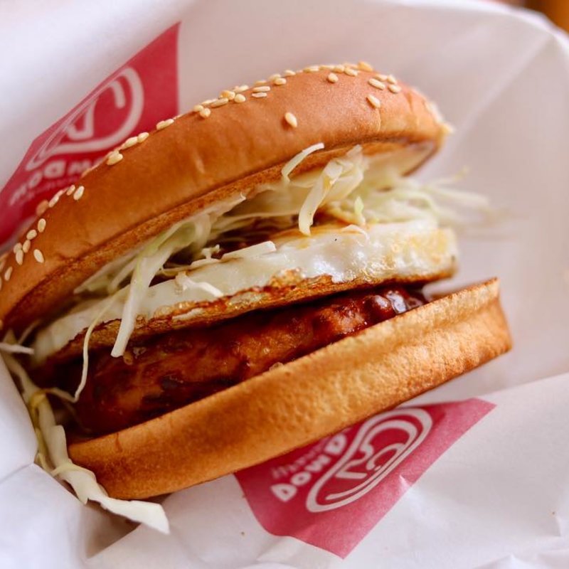 お好み焼きバーガー(ドムドムハンバーガー 桑名FC店 （DOMDOM）)