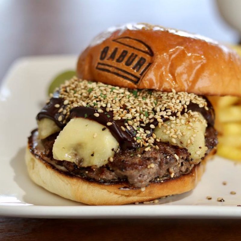 焼きバナナとチョコレートのハンバーガー(burger house GABURI)