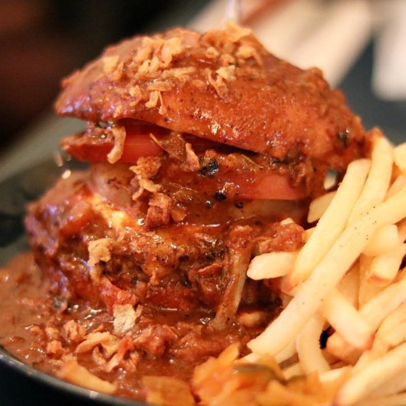 カレーバーガー(KAKUOZAN LARDER（カクオウザンラーダー）)