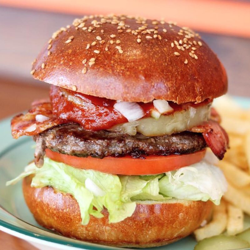 BBQベーコンパインバーガー(California Diner JACKAL （カリフォルニア ダイナー ジャッカル）)