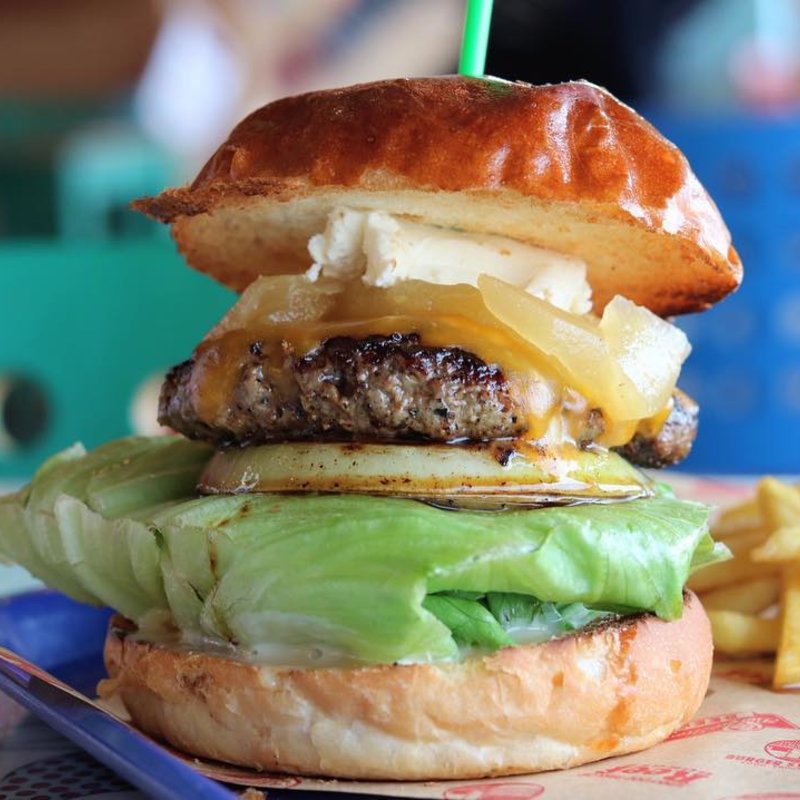 アップルベイビーバーガー(DRIVE-IN REEF)