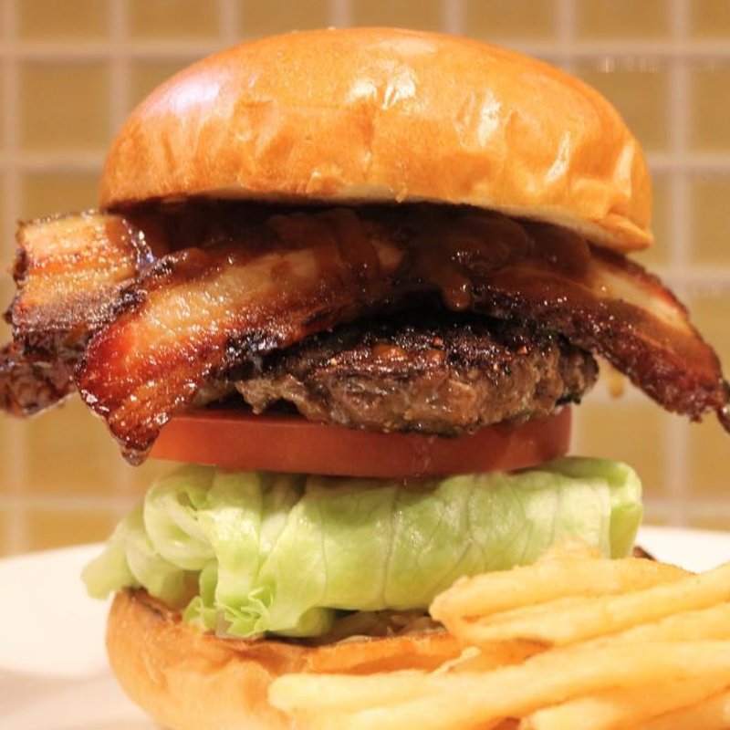 ワイルドベーコンバーガー(ザ ハンバーガー （THE HAMBURGER）)