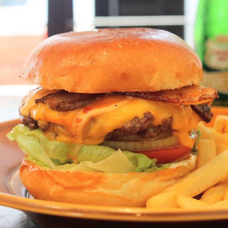 ベーコンチーズバーガー(ブッチャーズ クリーム （BUTCHERS CREAM）)