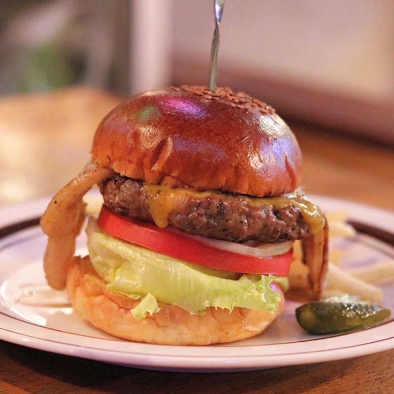 ベーコンチーズバーガー(テキーラ ダイナー （Tequila's diner）)