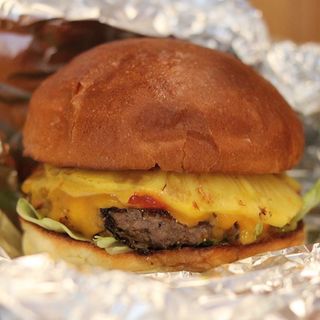 プレミアムパイナップルチーズバーガー(AUNTY-MEE BURGER)