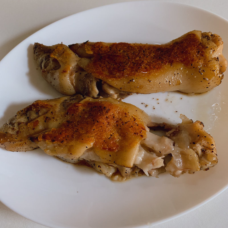 二本入り真空パック(豚足ろくちゃん)