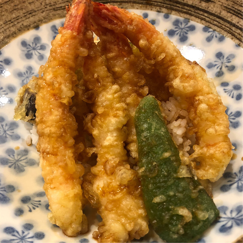 豪快海老天丼(ソラエ･ダイニング 海鮮 七菜彩(なないろ))