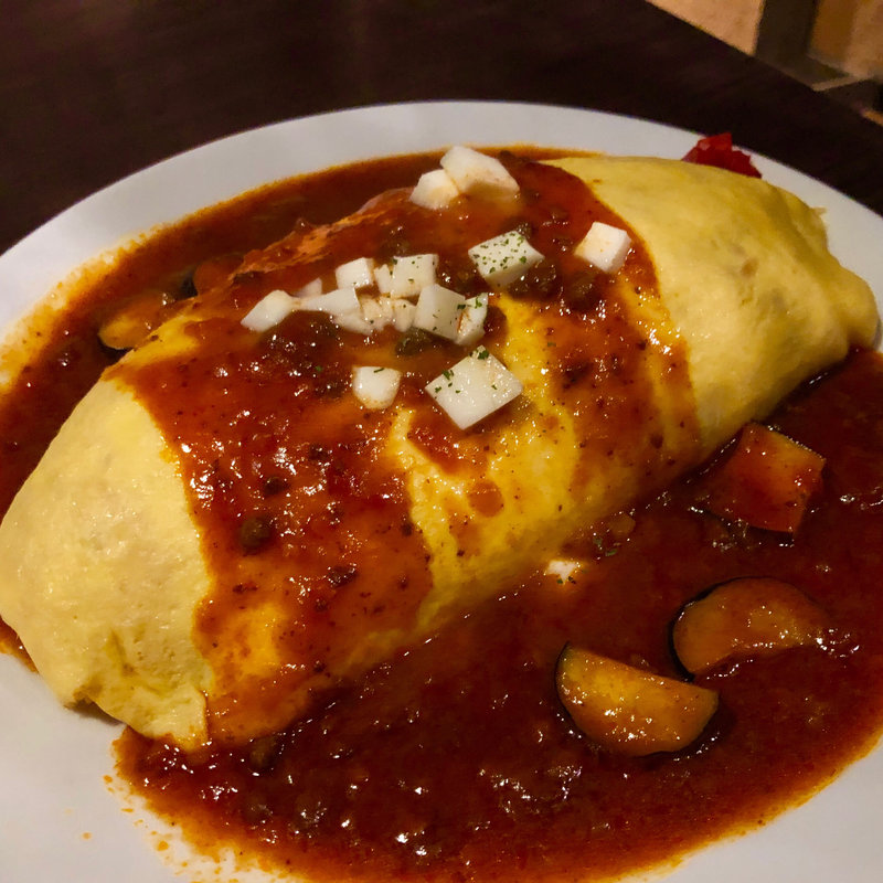 ナスとモッツァレラのミートオムライス Sサイズ(ベビーフェイスプラネッツ 長野北店)