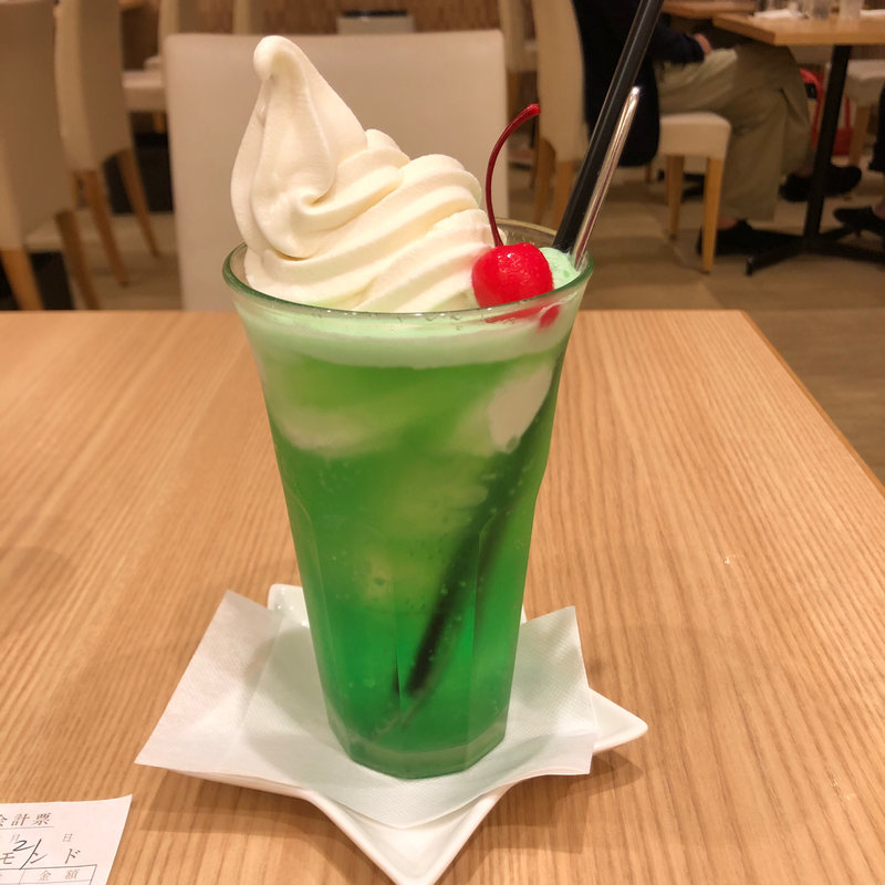 クリームソーダ(カフェ ルモンド)