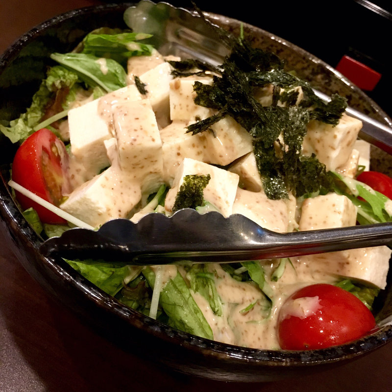 豆腐サラダ(炭火 串焼きボンちゃん)