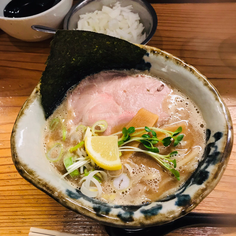 (麺屋 蝉 本店)