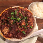 土鍋麻婆ごはん(中国料理 五指山 )