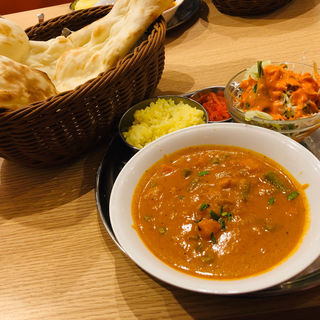 ミックス野菜カレー(インド料理 フルバリ)