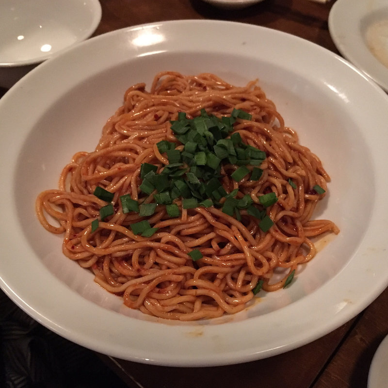 油そば/辛麺(またたび餃子)