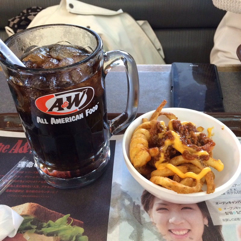 (A&W 国際通り松尾店)