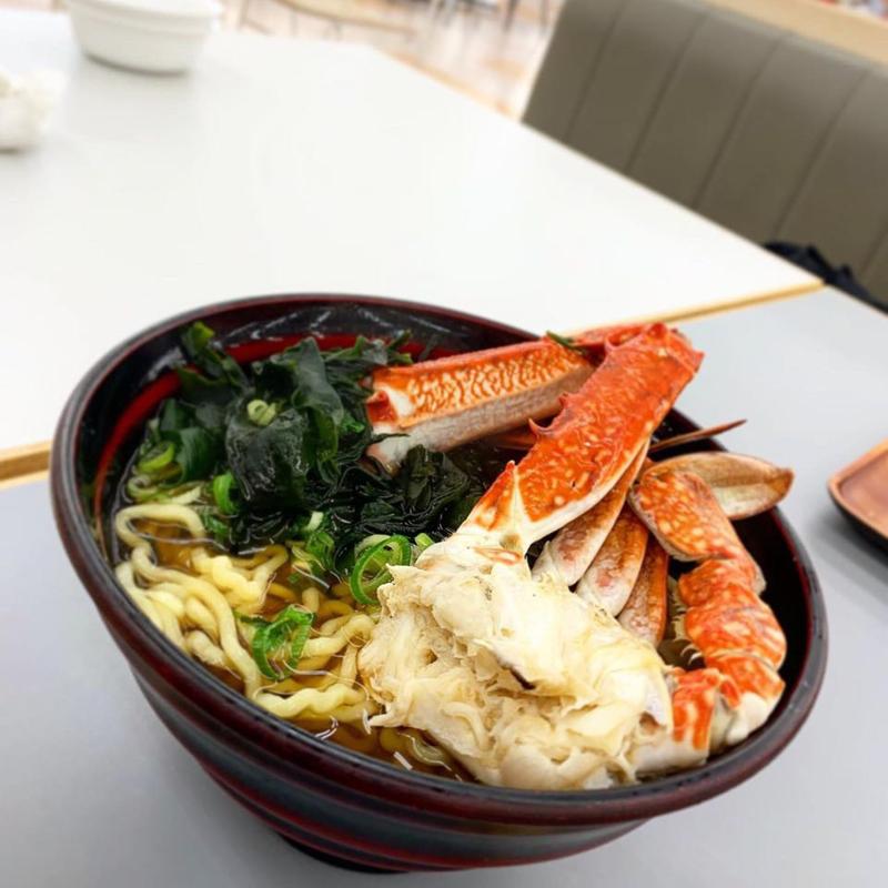 かにかにラーメン(大起水産 街のみなと まぐろパーク 堺本店)