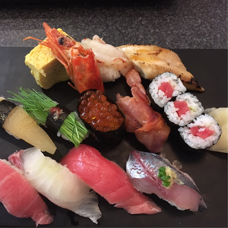 得得すしざんまい(すしざんまい 博多駅前店)