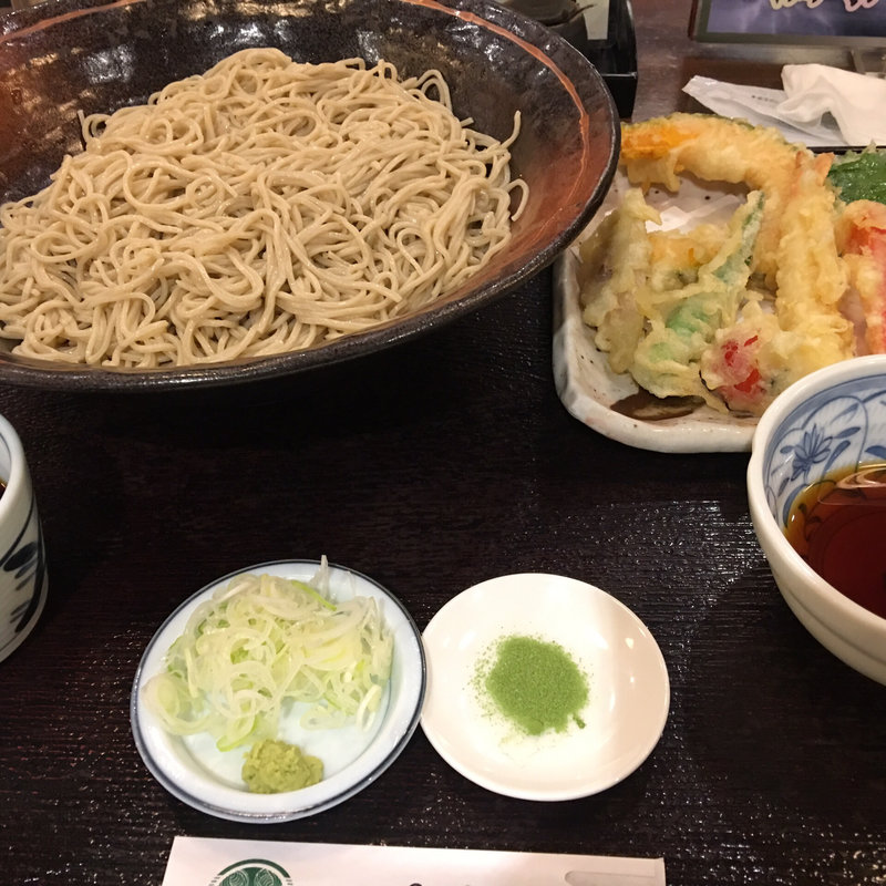 彩り野菜の天盛りそば(あずま 佐賀本庄店 )