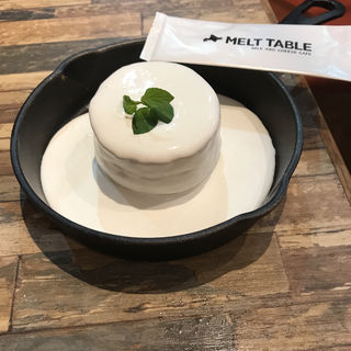 ミルクパンケーキ(北海道MELT TABLE　メルトテーブル)
