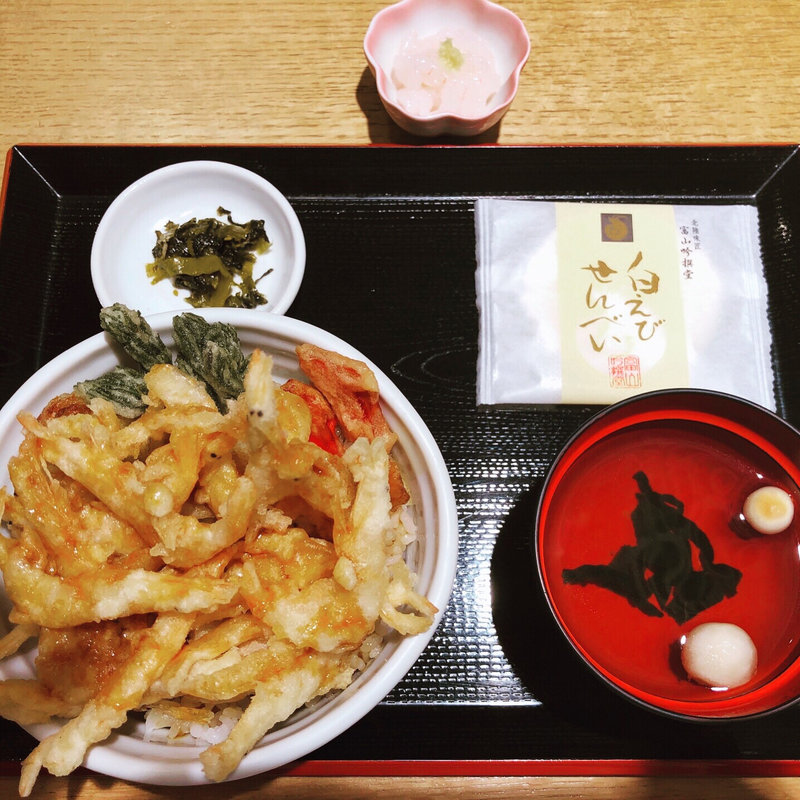 白えび天丼(お吸物、小鉢付)(白えび亭 とやマルシェ店)