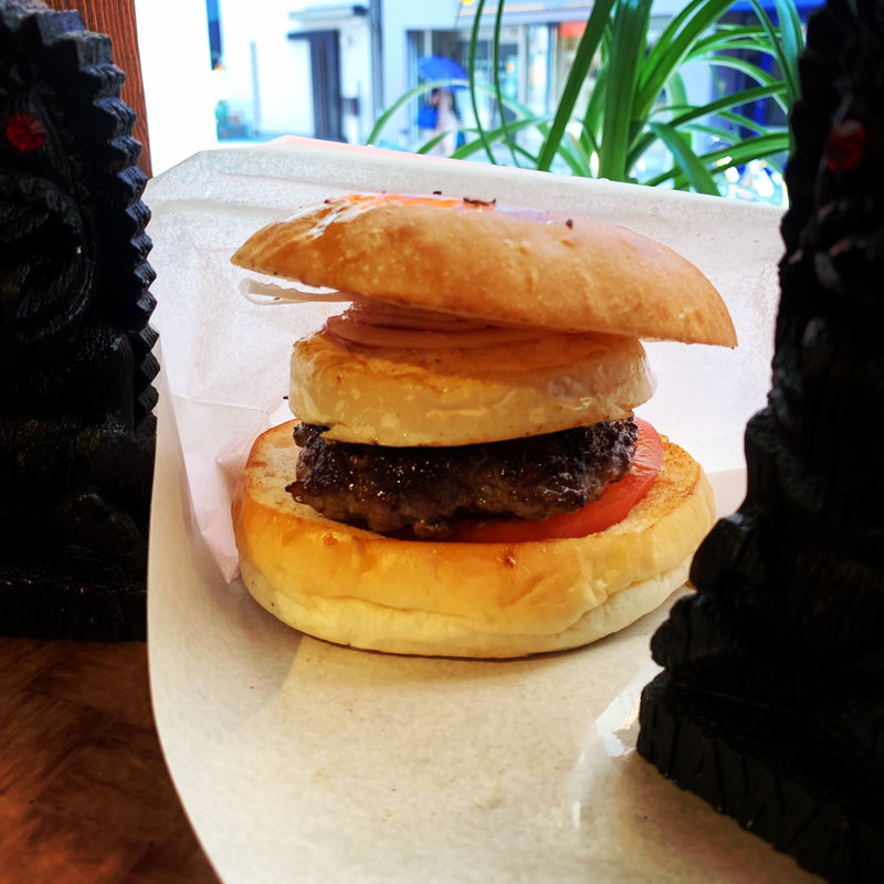 カマンベールチーズバーガー(寺尾食堂 )